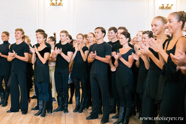 Государственный академический ансамбль народного танца имени Игоря Моисеева открывает свой 79-ый концертный сезон