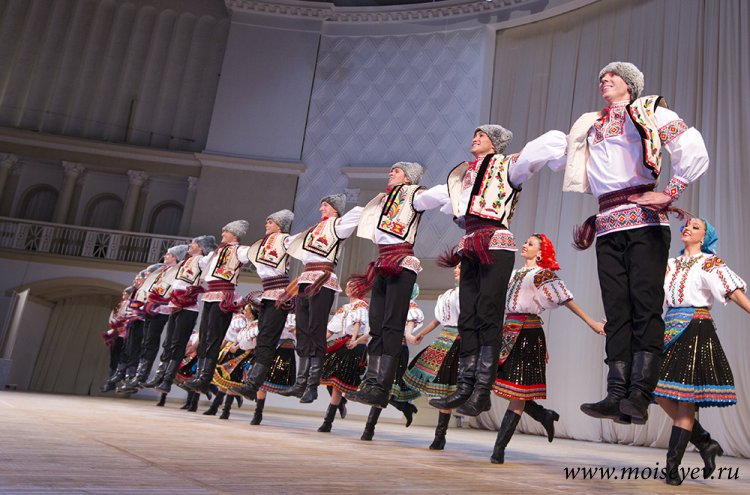 Ансамбль Игоря Моисеева завершил 78-ой концертный сезон!