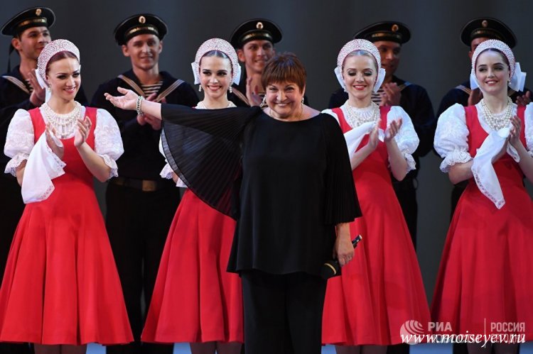 Владимир Мединский назвал ансамбль танца имени Моисеева визитной карточкой России